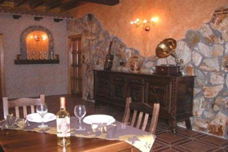 Hostal La Cepa Альдеануэва-де-Эбро Экстерьер фото